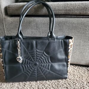 Lux de Ville - ELVIRA Mistress Of The Dark - Black and Leopard Print Women's Bag